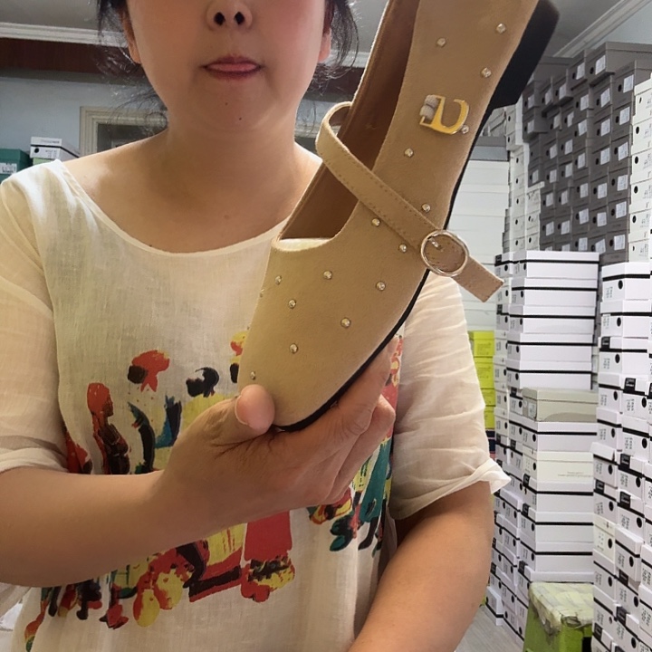 包头凉鞋68.21杏色37