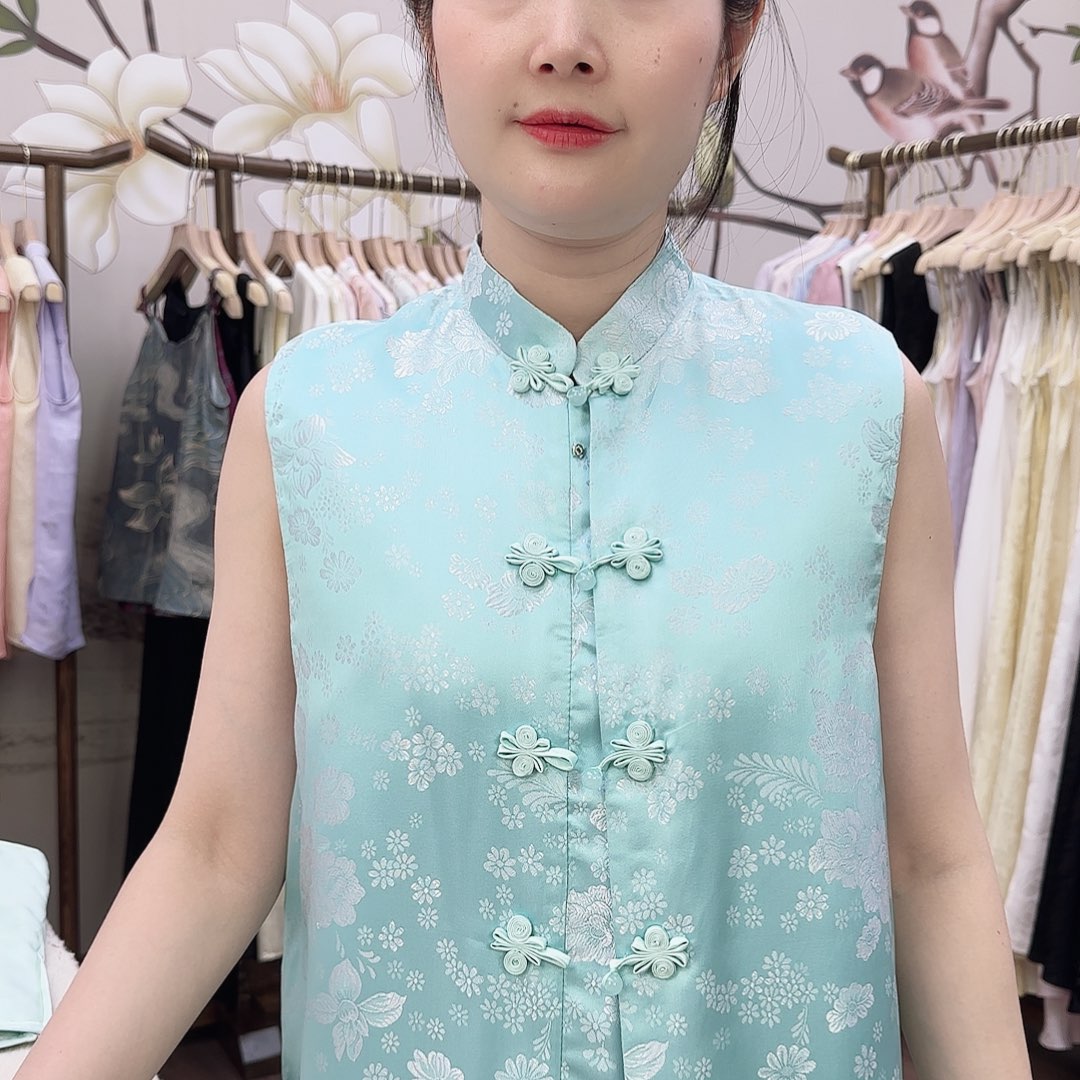 提花软缎加棉不加毛马甲