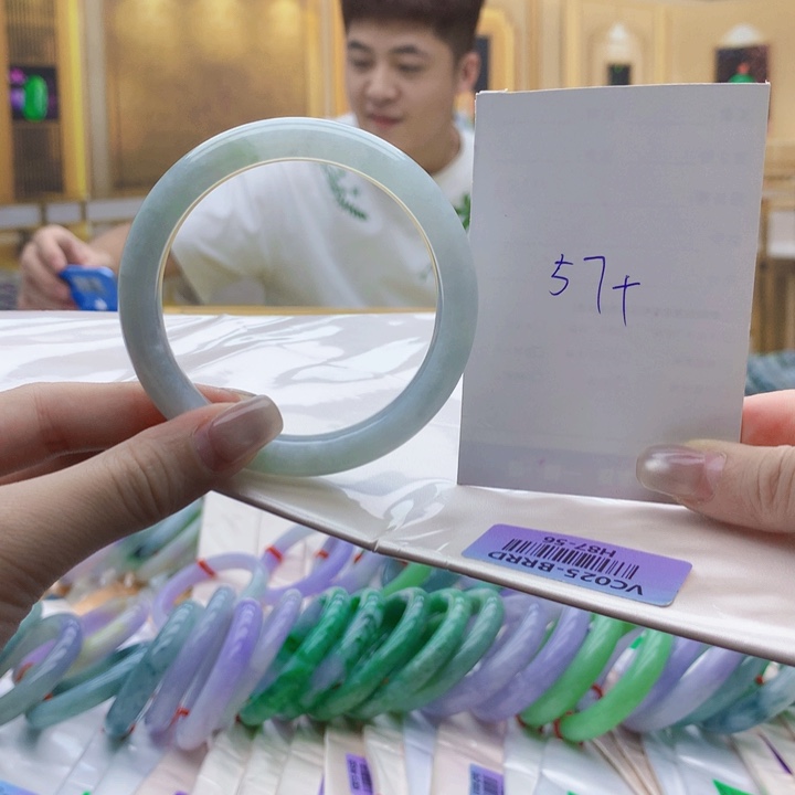 翡翠手镯未镶嵌Hh