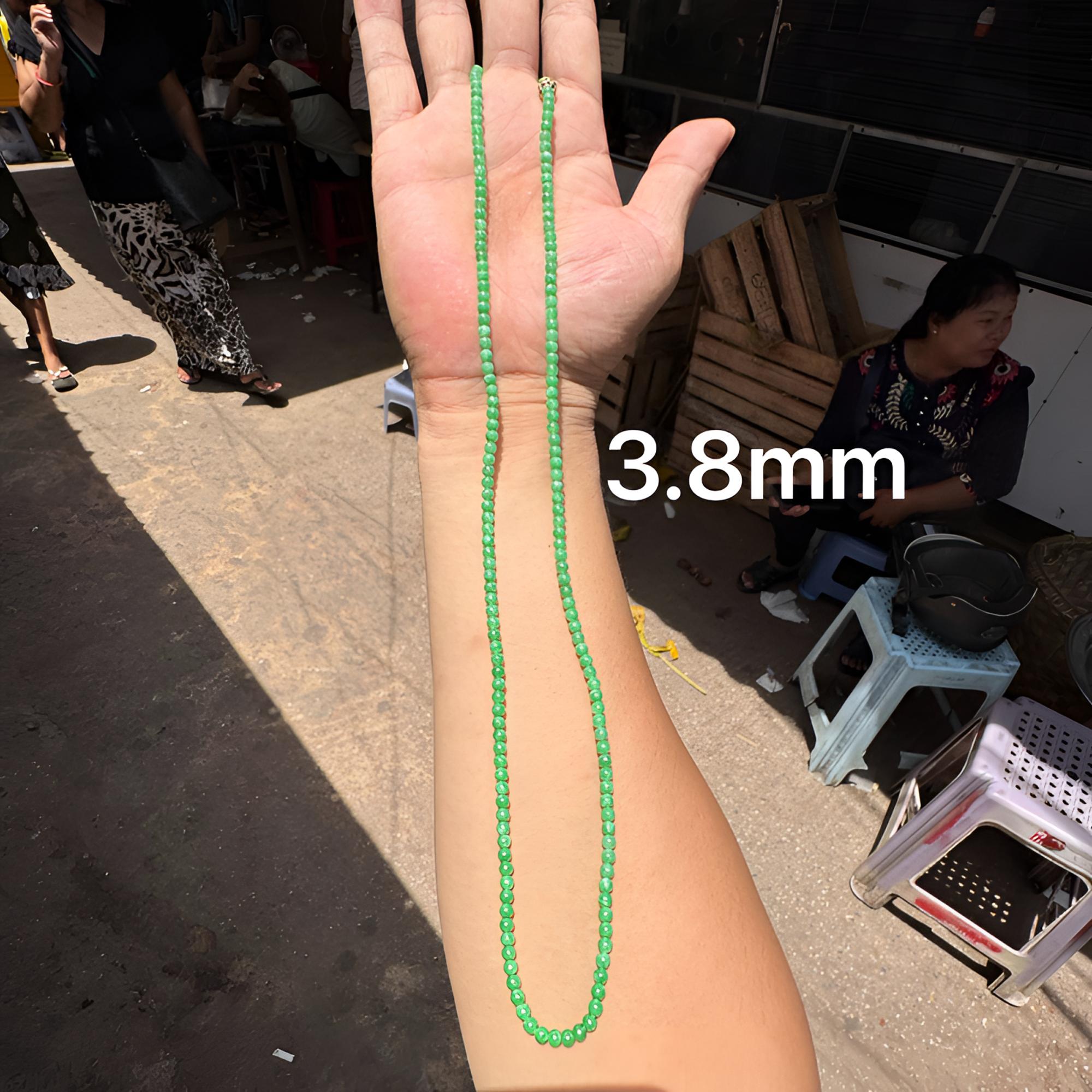 0616(小哪吒在源头)冰种翡翠阳绿珠链干净肉细杠味荧光足M130