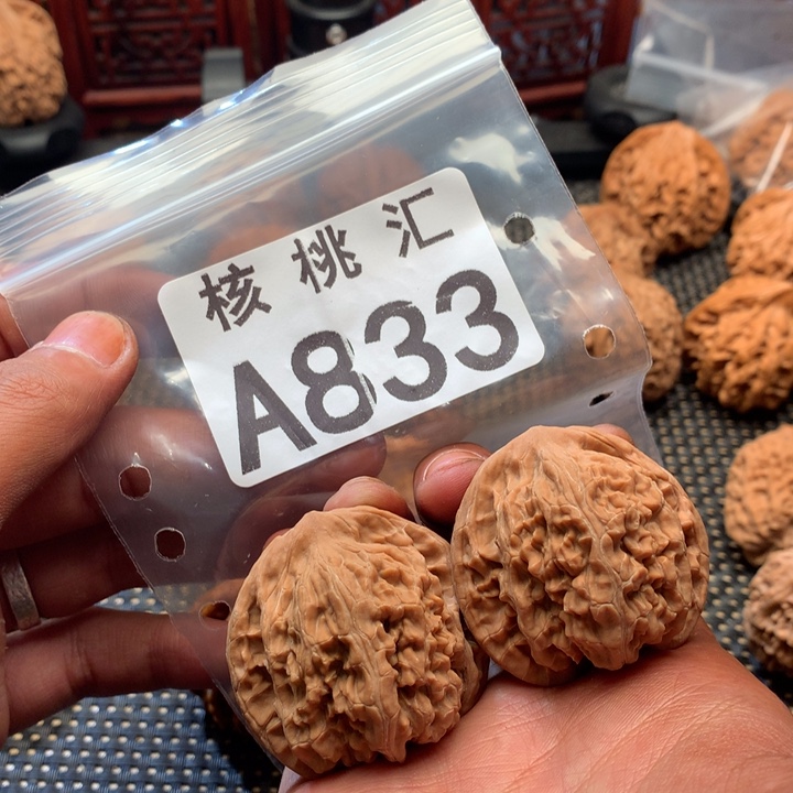 吊坠文玩核桃望月