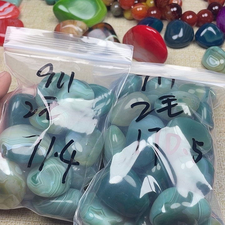 用***5玛瑙/玉髓未镶嵌珠宝半成品