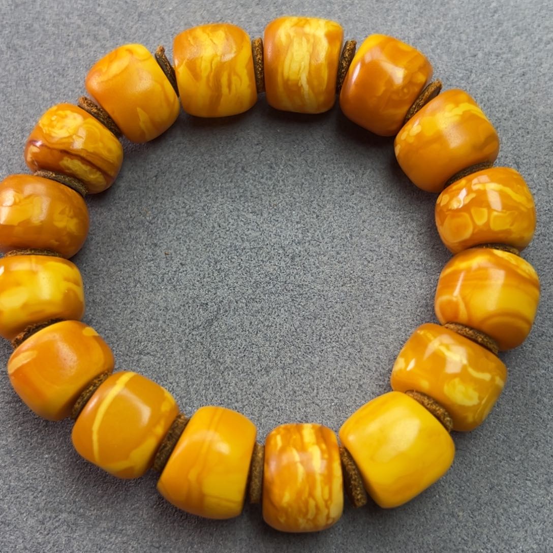 未镶嵌吊坠(不含链)蜜蜡