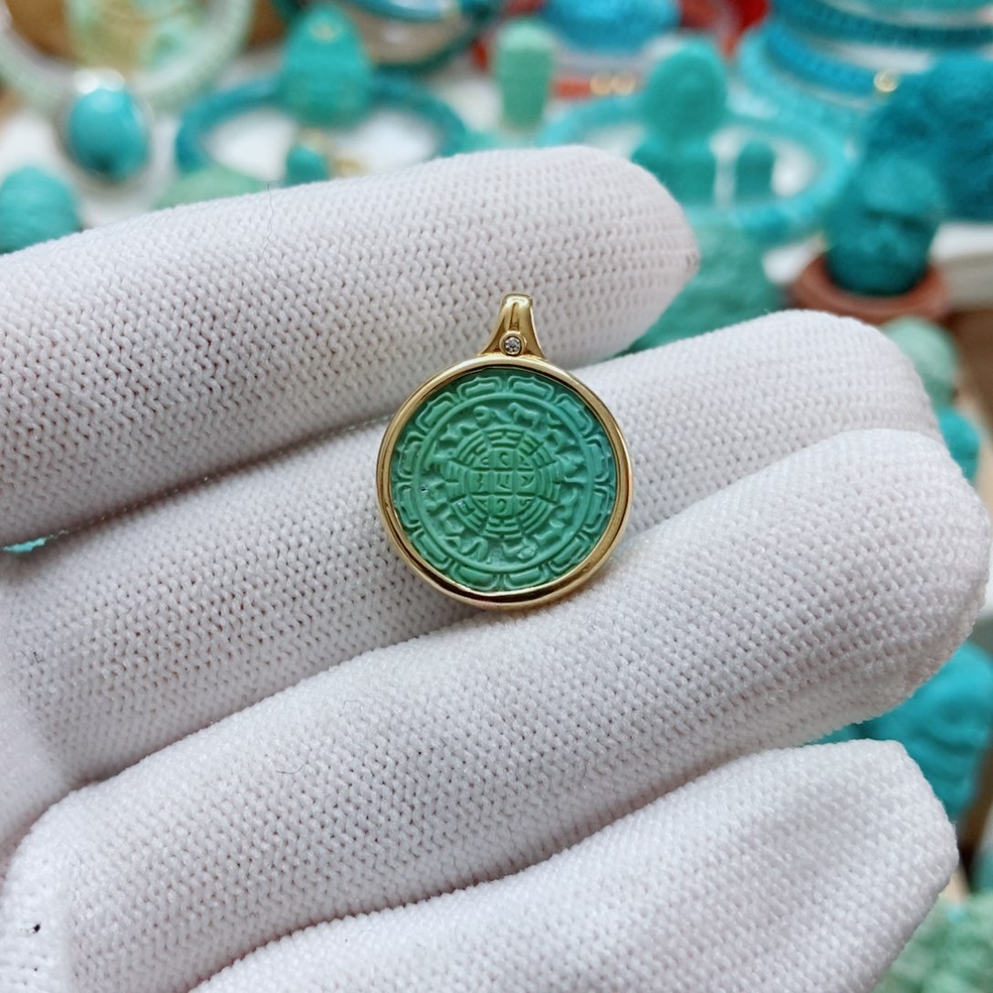 绿松石18K金镶嵌九宫八卦牌