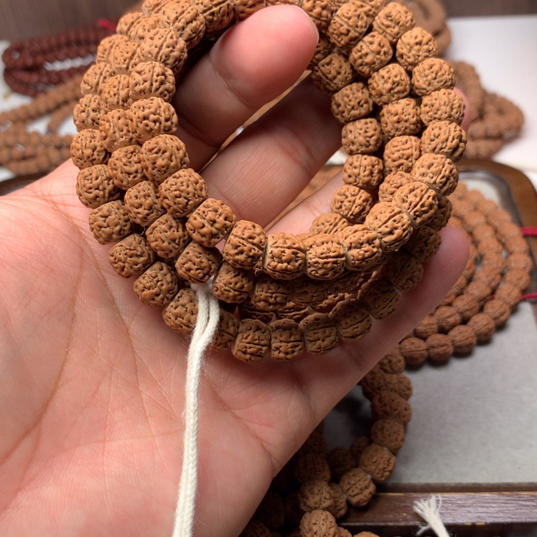 吊坠金刚菩提往***?赛盘龙