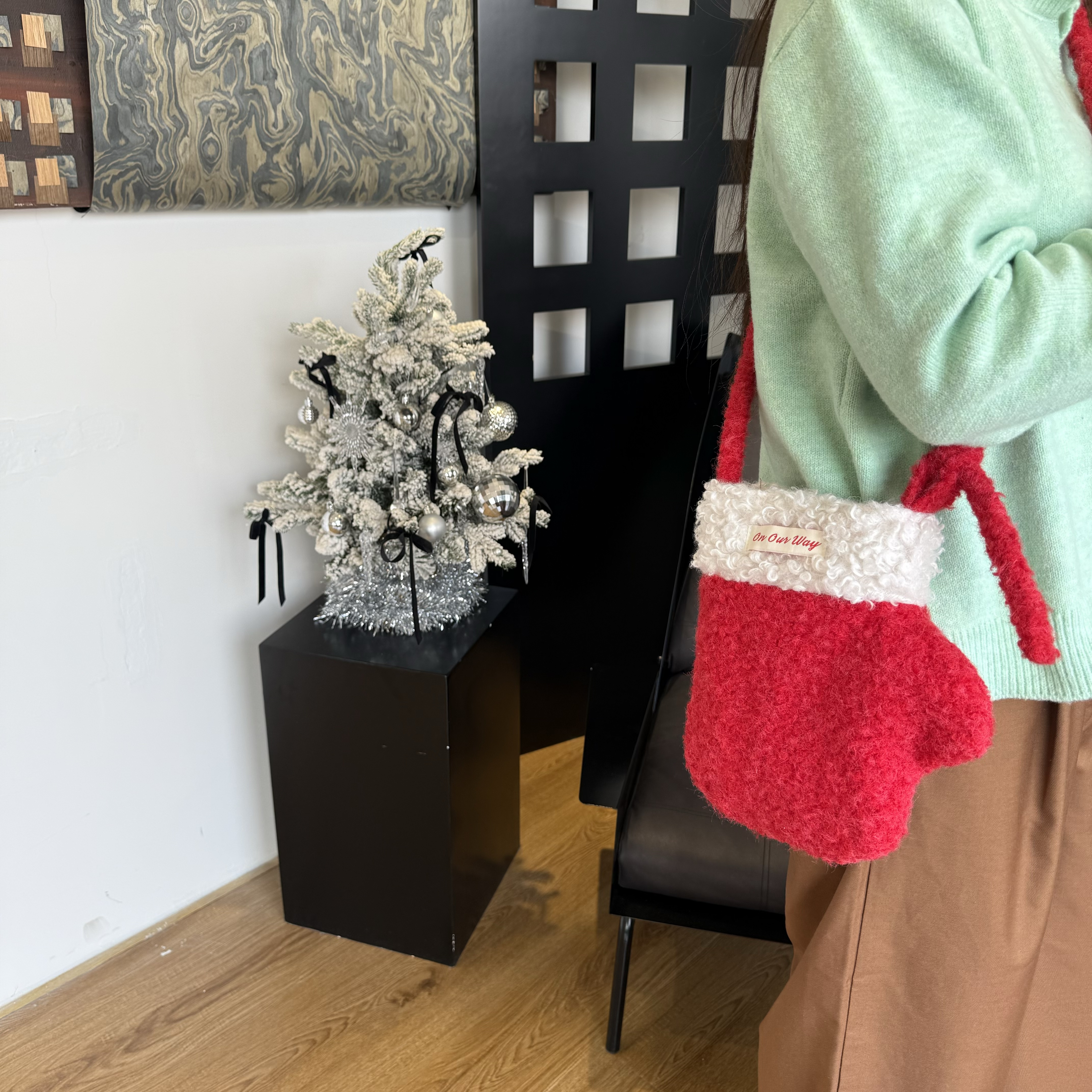 圣诞包包女2025冬季新款韩版甜美小清新斜挎包手机包日常手套挎包