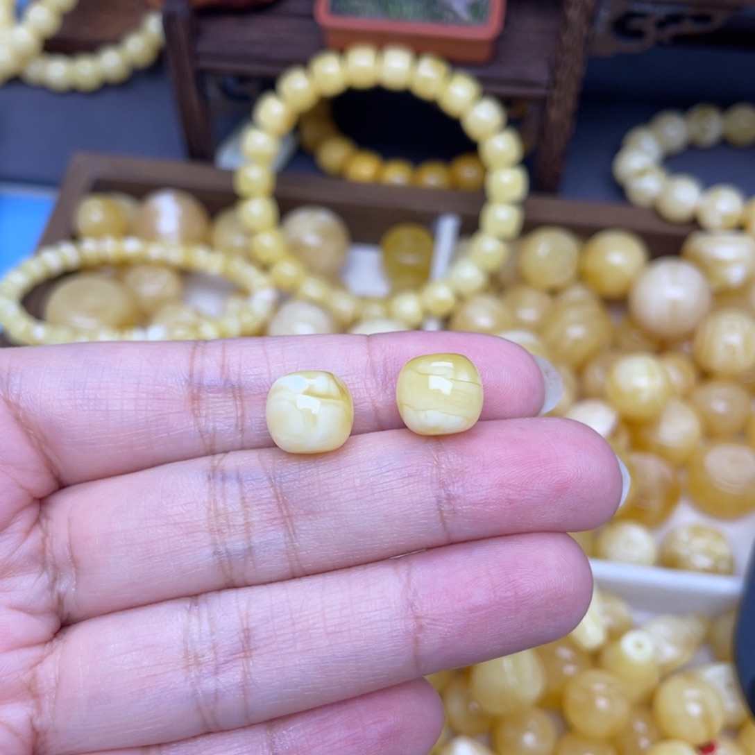 未镶嵌蜜蜡珠宝奇石11