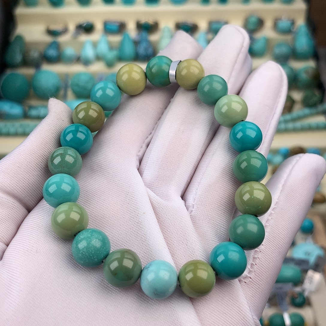 绿松石未镶嵌珠宝奇石9