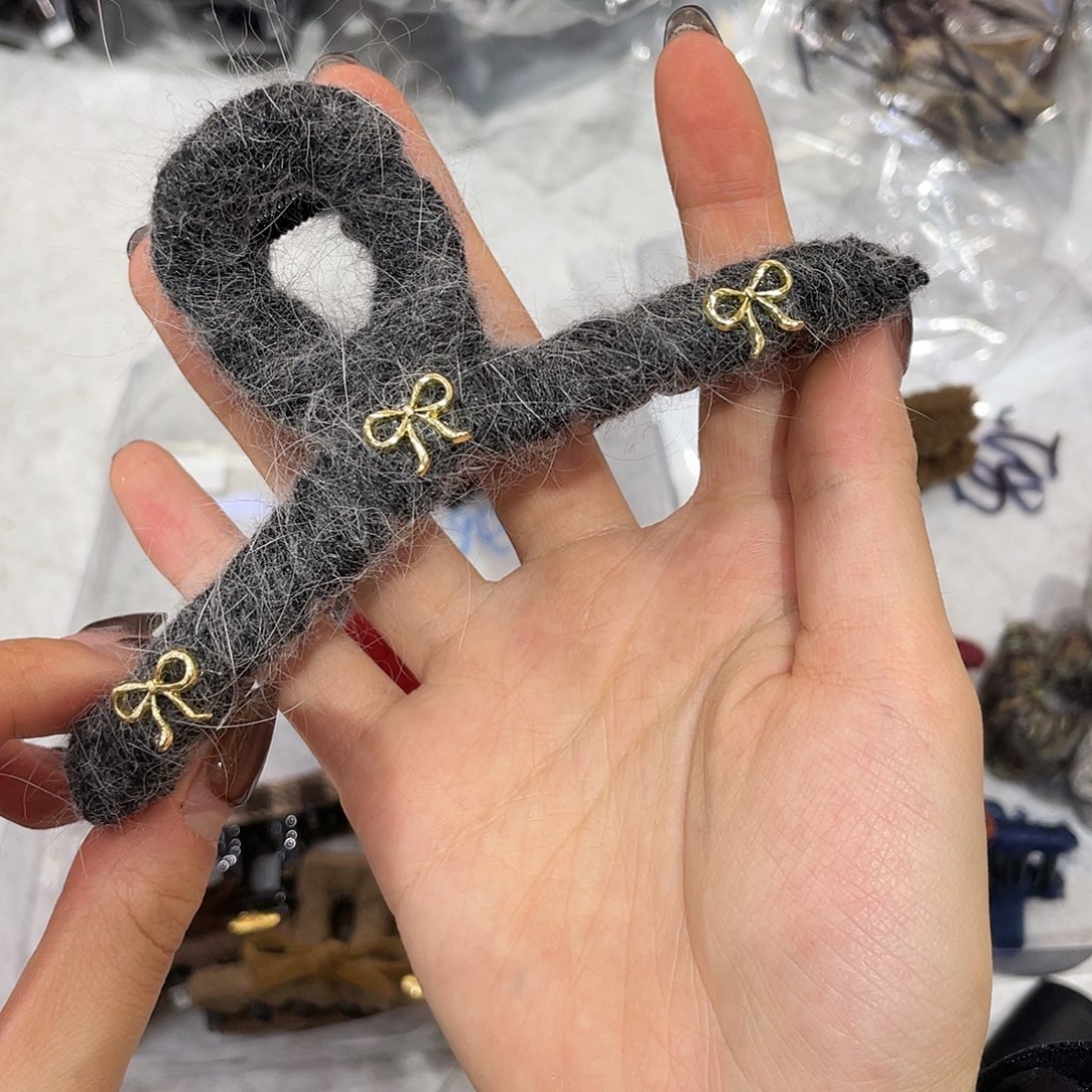 非金属灰色金蝴蝶结13抓