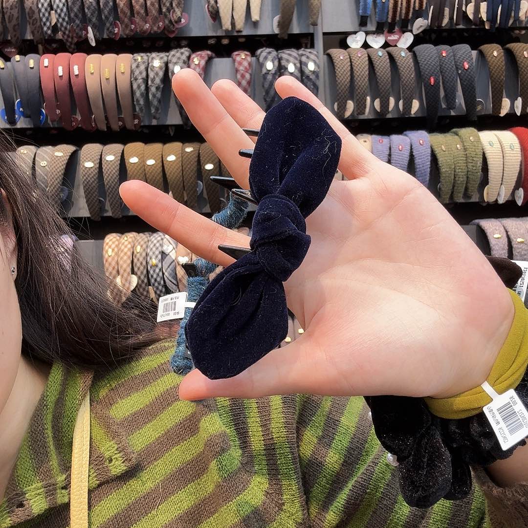 布艺铁合金藏青蝴蝶结毛线戴齿发箍