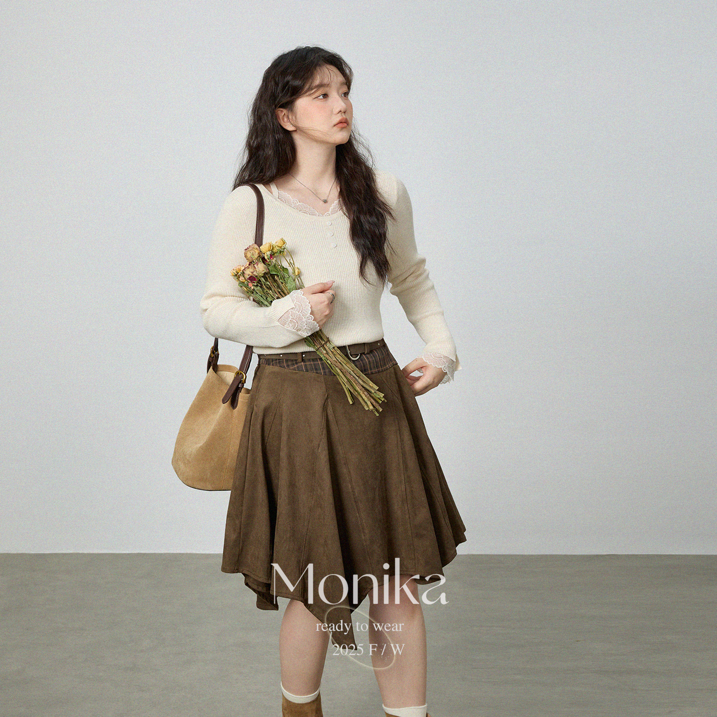 大码女装秋冬胖mm甜美少女风蕾丝长袖T恤秋季韩系内搭上衣L23531