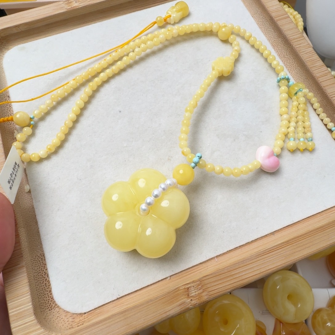 蜜蜡未镶嵌珠宝奇石超过七天不退不换
