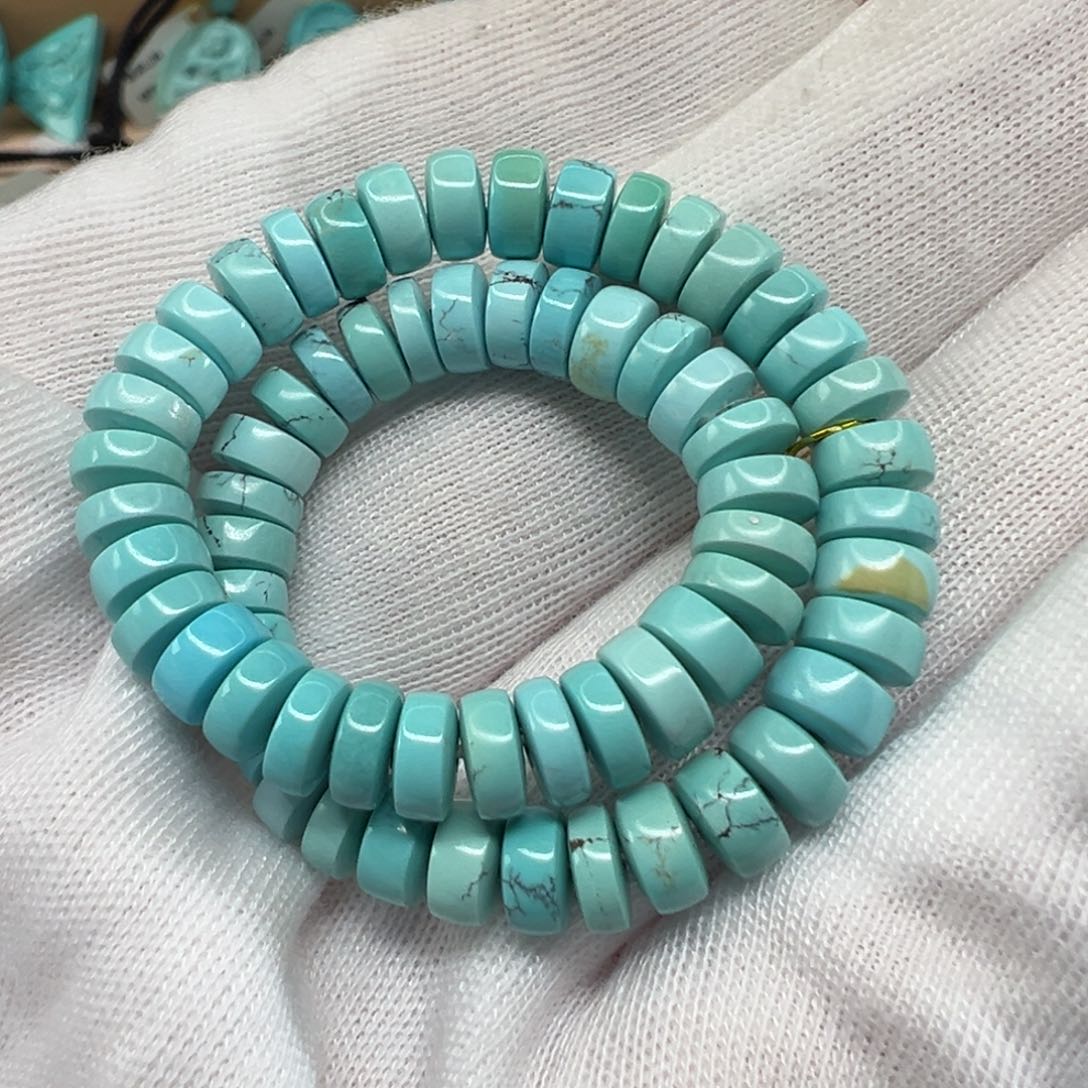 绿松石配饰未镶嵌