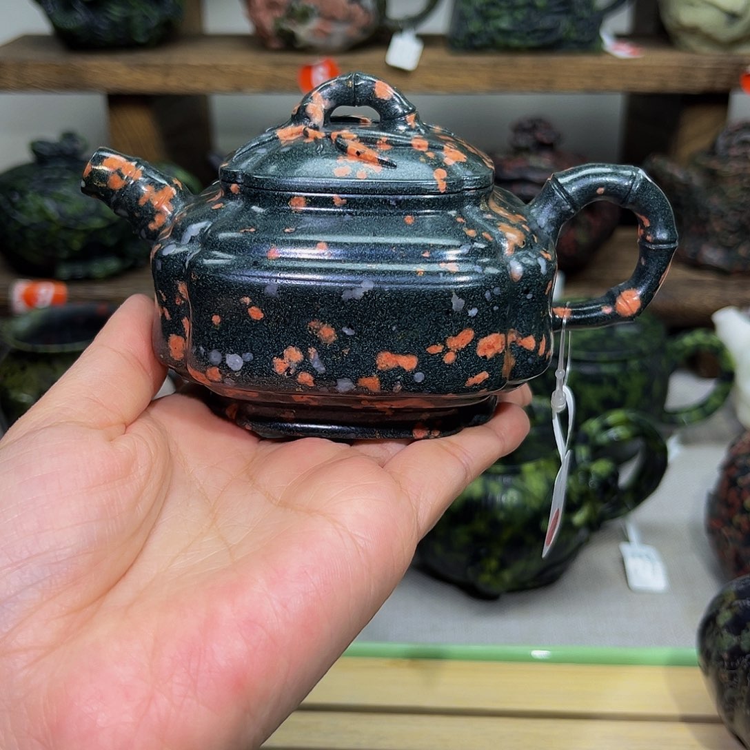 赏**茶石材梅花玉安山玉精品
