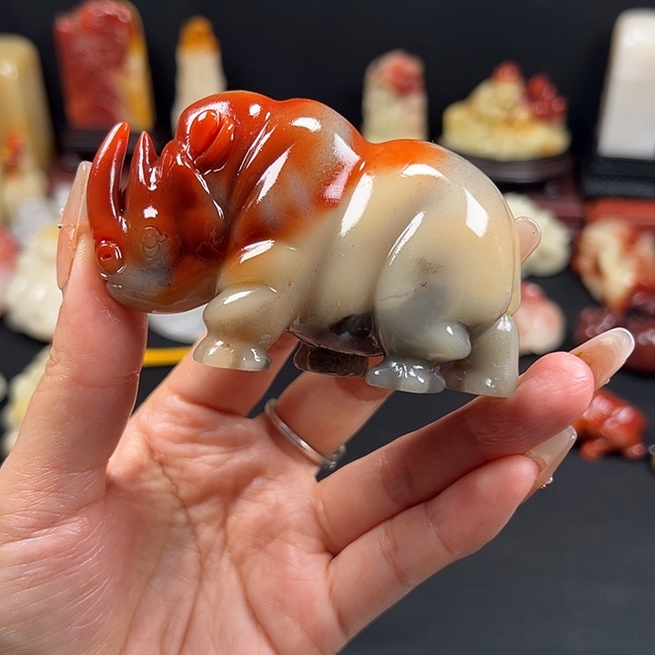 寿山石高山水冻石