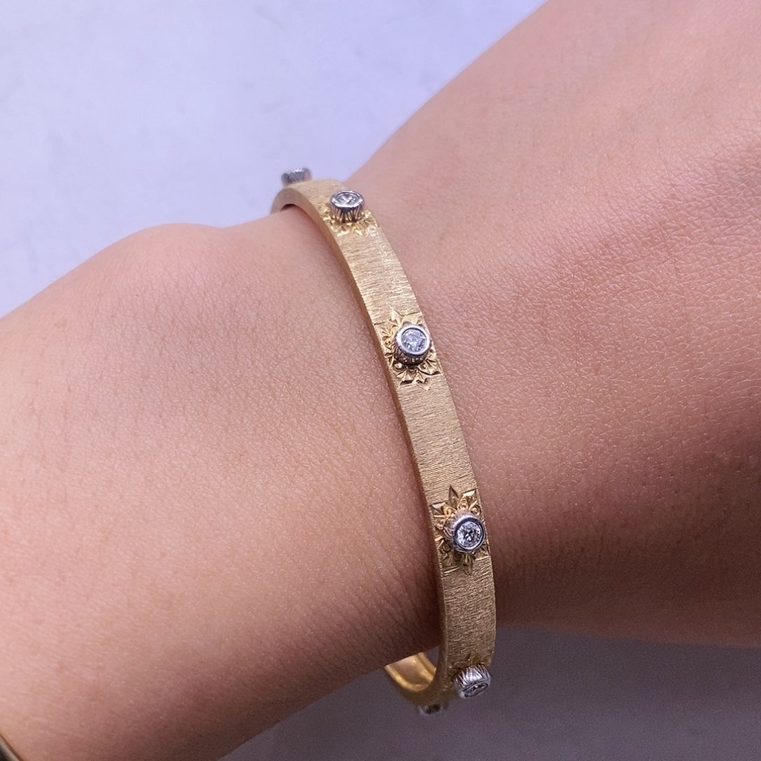 钻石手镯18K金镶嵌5mm拉丝手镯k黄17