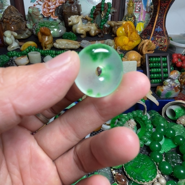 吊坠滴血莲花菩提