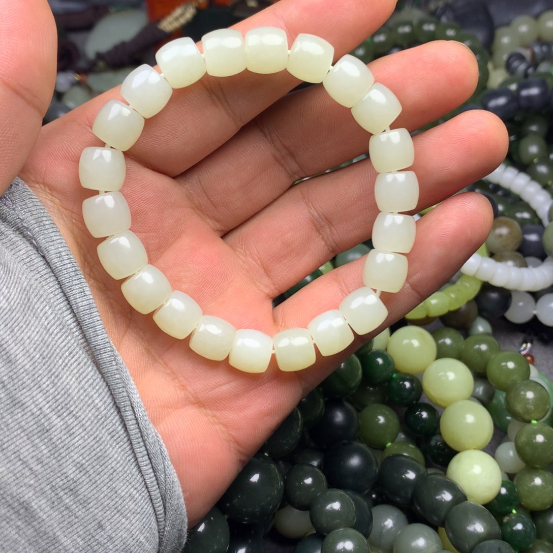 和田玉手链未镶嵌