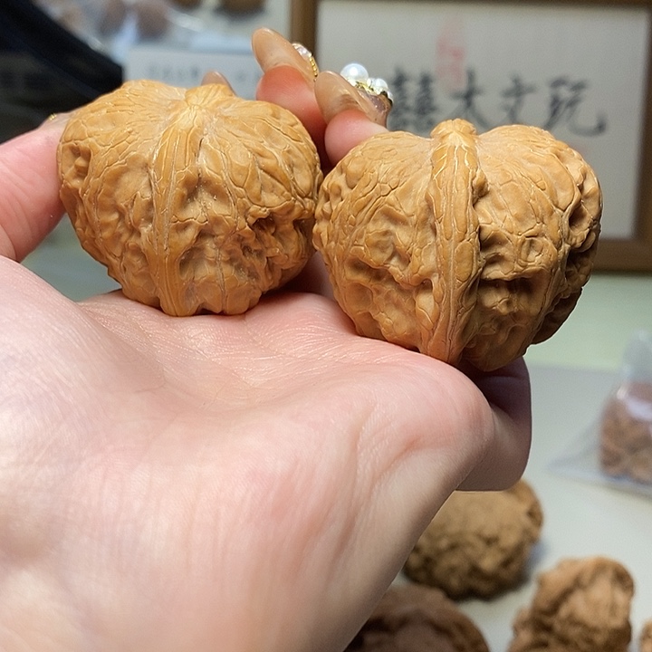吊坠文玩核桃45元宝