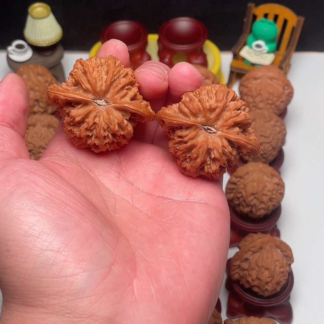 ****森吊坠文玩核桃满天星