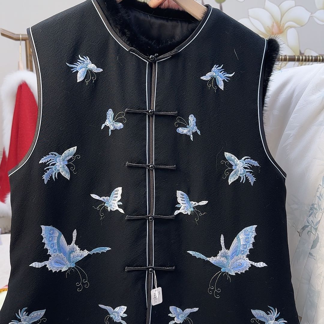刺绣9.真丝苏绣四季款马甲
