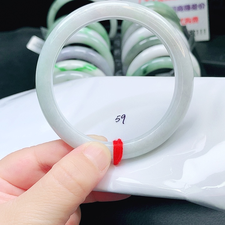 翡翠未镶嵌手镯517