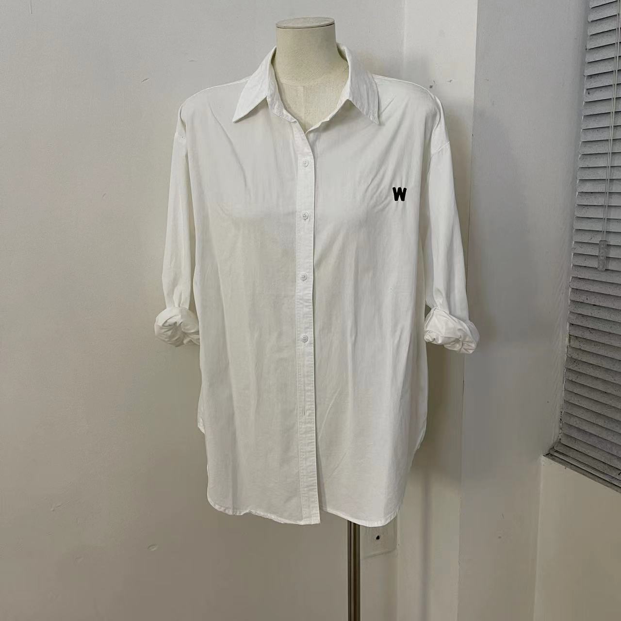 鲤子酱精选 韩国东大门新款宽松时尚韩版休闲百搭显瘦长袖衬衣女