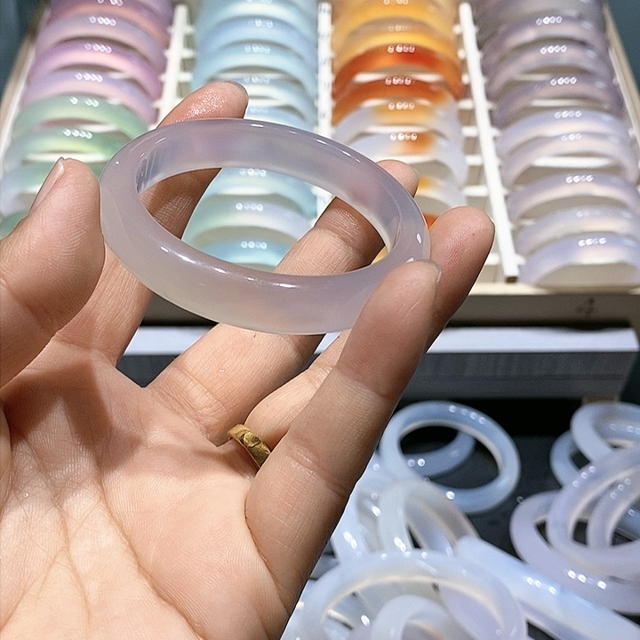 【闪购商品】玛瑙/玉髓手镯未镶嵌