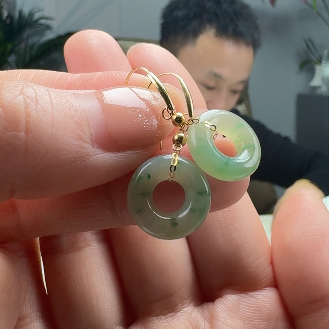 翡翠耳饰18K金镶嵌天然