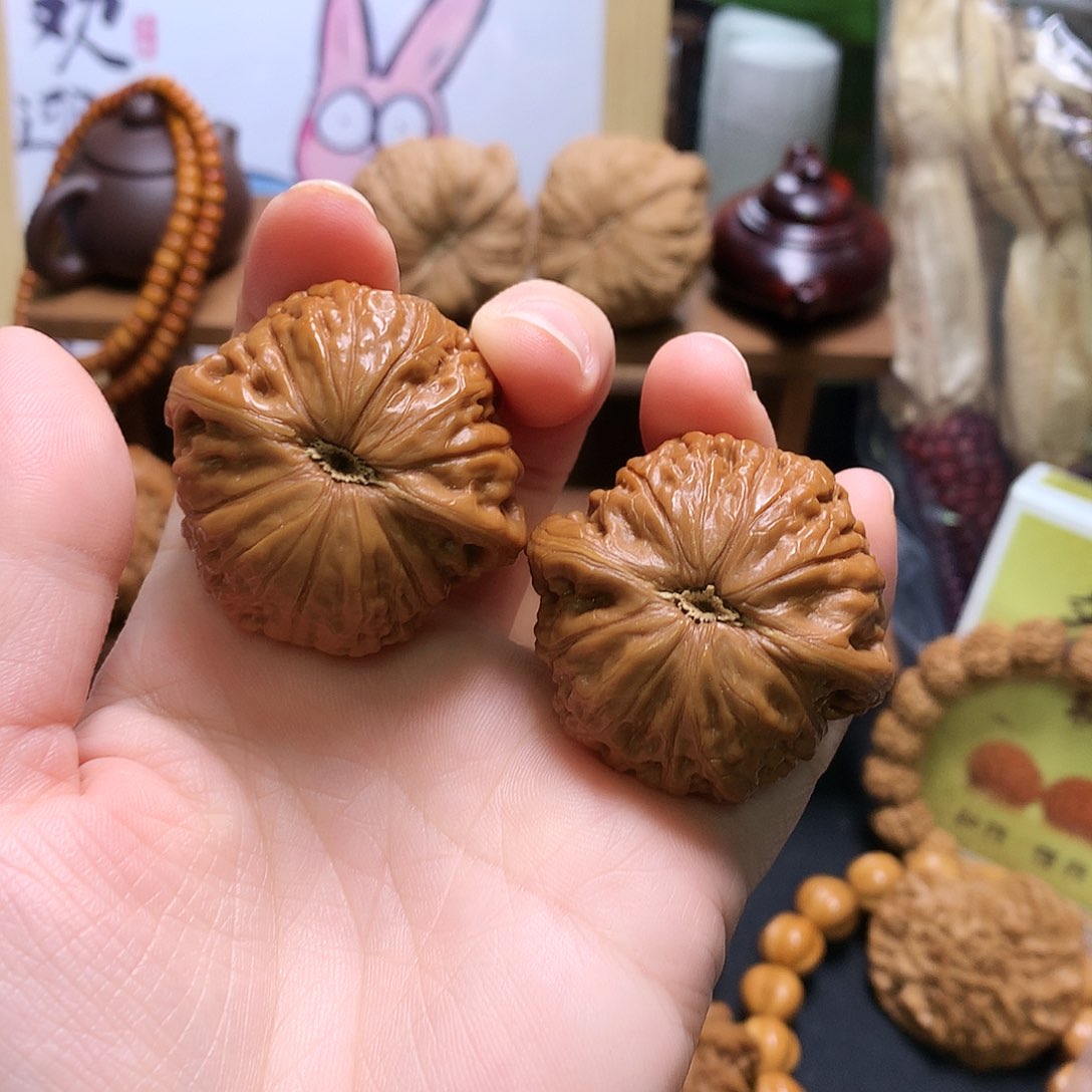 文玩核桃吊坠铁锤42