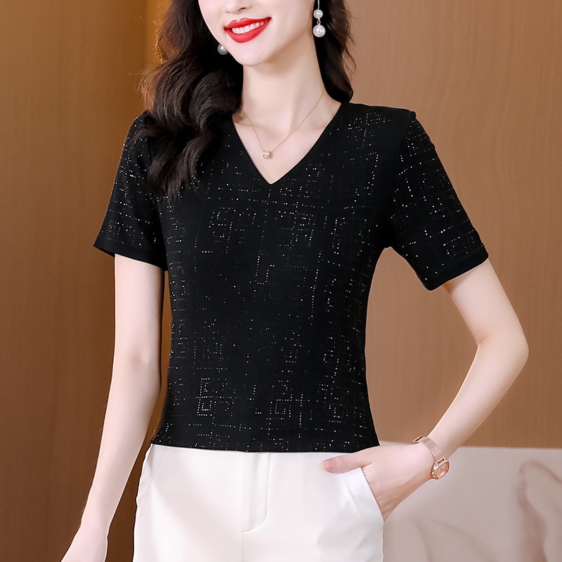 (如意格)夏季短袖V领气质女士高级烫钻T恤黑色百搭中老年女装修身