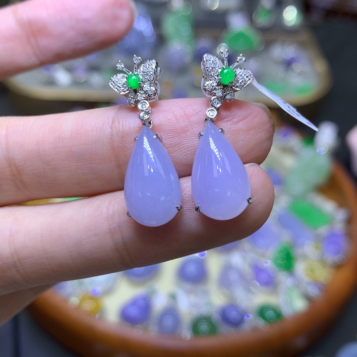 翡翠颈饰18K金镶嵌翡翠吊坠项链