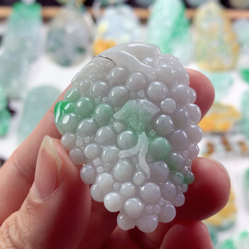 【闪购商品】翡翠吊坠(不含链)未镶嵌
