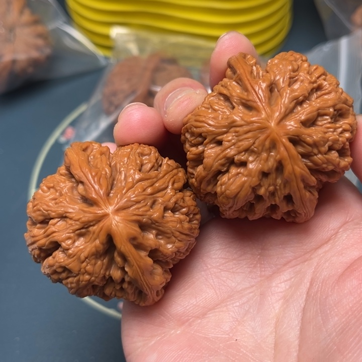 文玩核桃把件44-31932-05