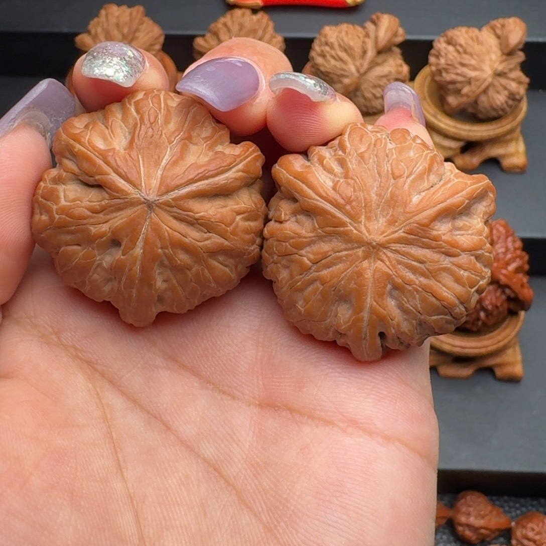 把件文玩核桃铁锤妹妹三棱，精品配对，37