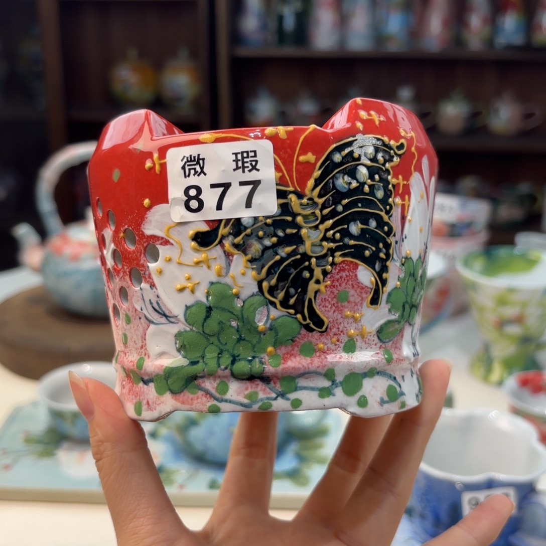 瓷片兔兔好可爱啊