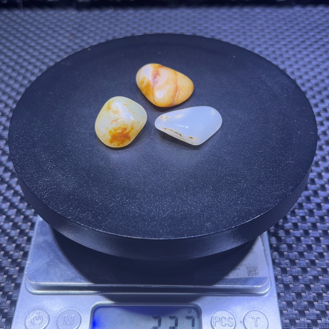 吊坠(不含链)未镶嵌和田玉（子料）23-163