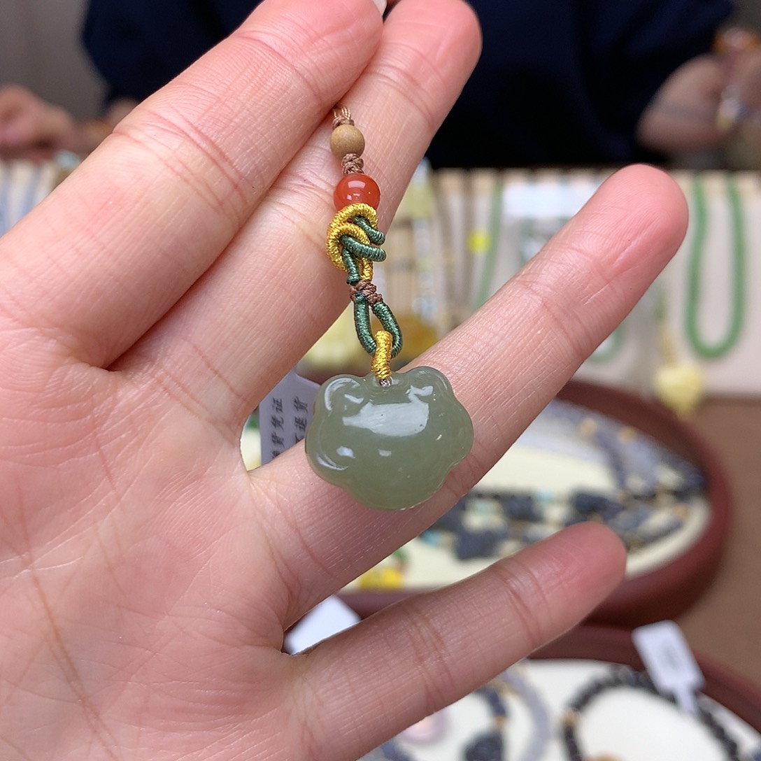 水晶吊坠(不含链)未镶嵌