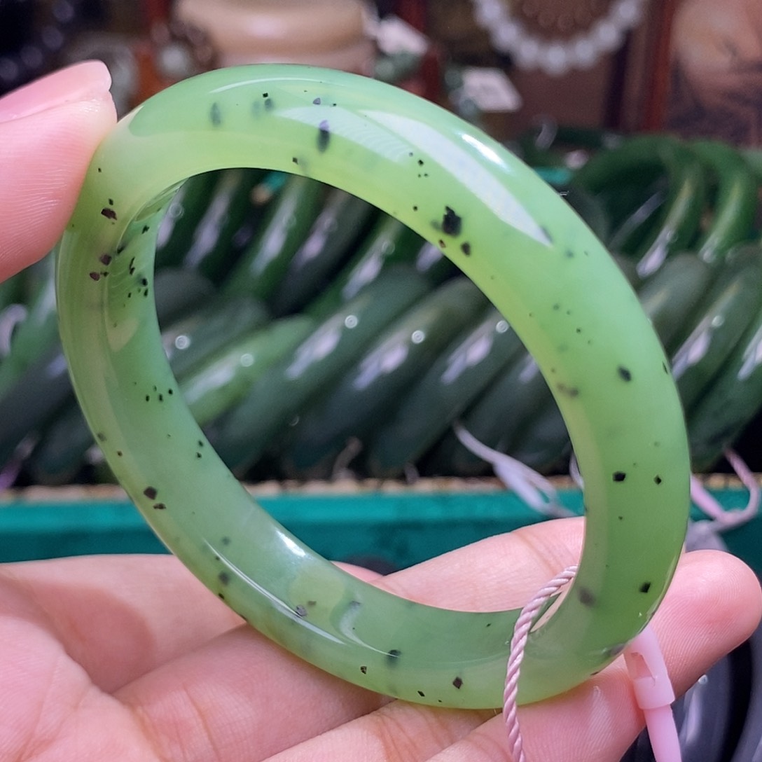 手链未镶嵌和田玉碧玉果绿乌兰海手镯56,3