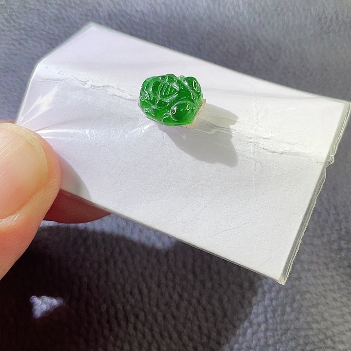 定制翡翠未镶嵌翡翠