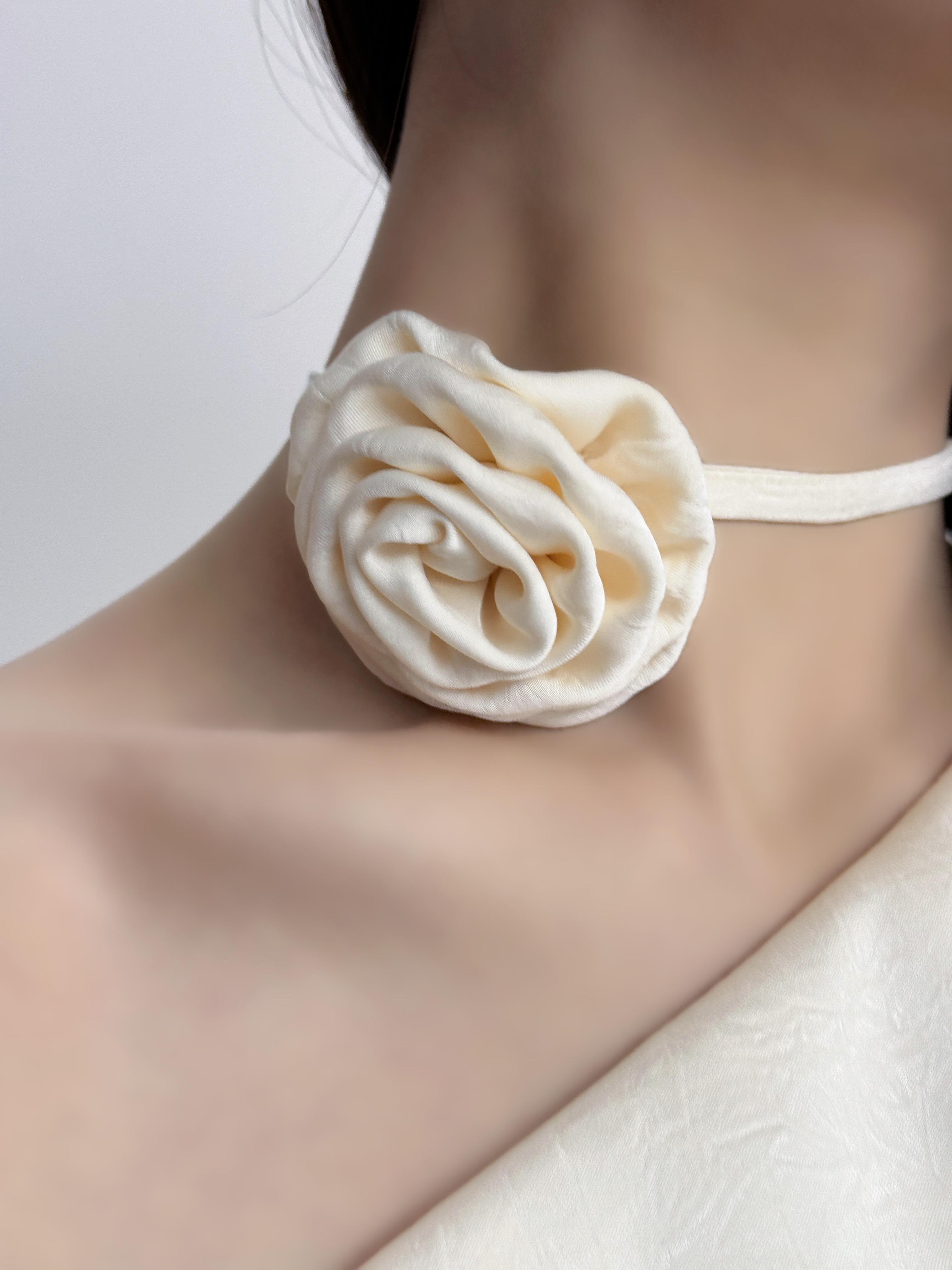 青可本季高级定制脖花