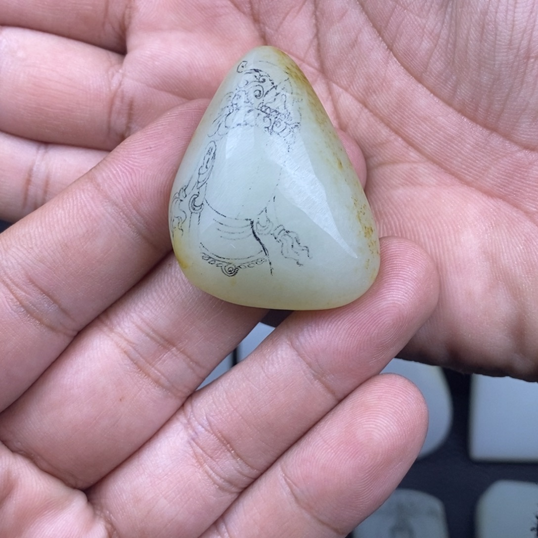 ***༉定制和田玉未镶嵌牌