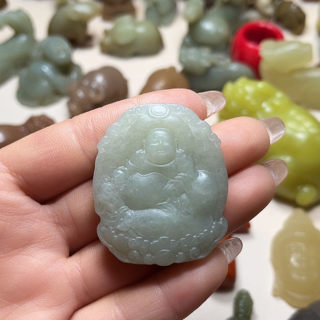 白玉菩提吊坠白玉菩提吊坠