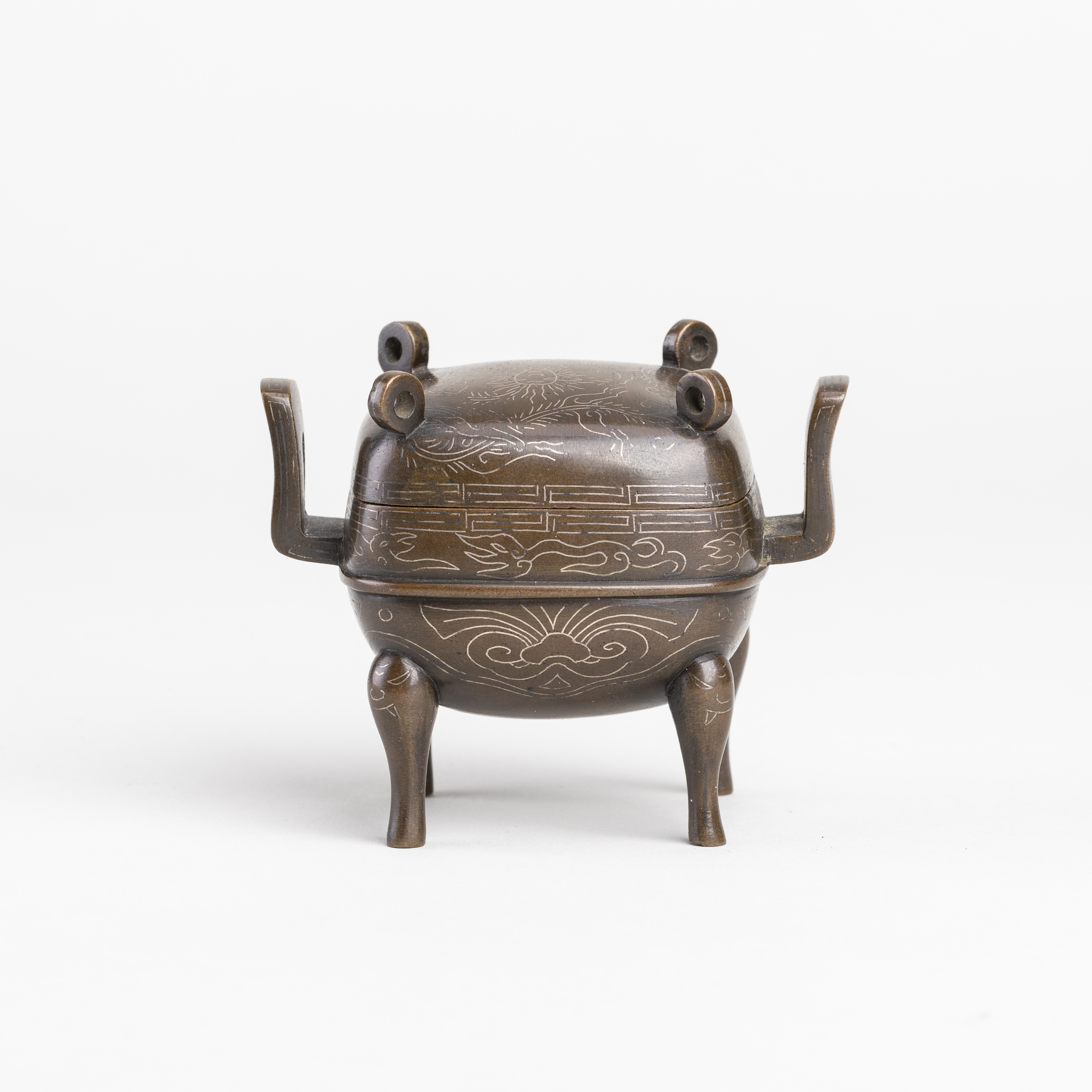 4. 清 铜石叟款错金银龙纹小鼎【博美艺融小铃铛古董拍卖】