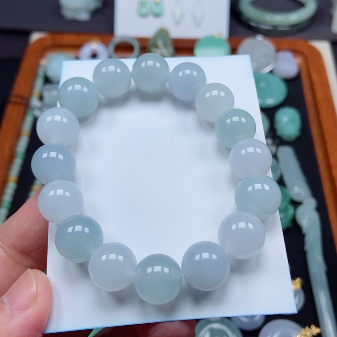 翡翠颈饰未镶嵌城***开