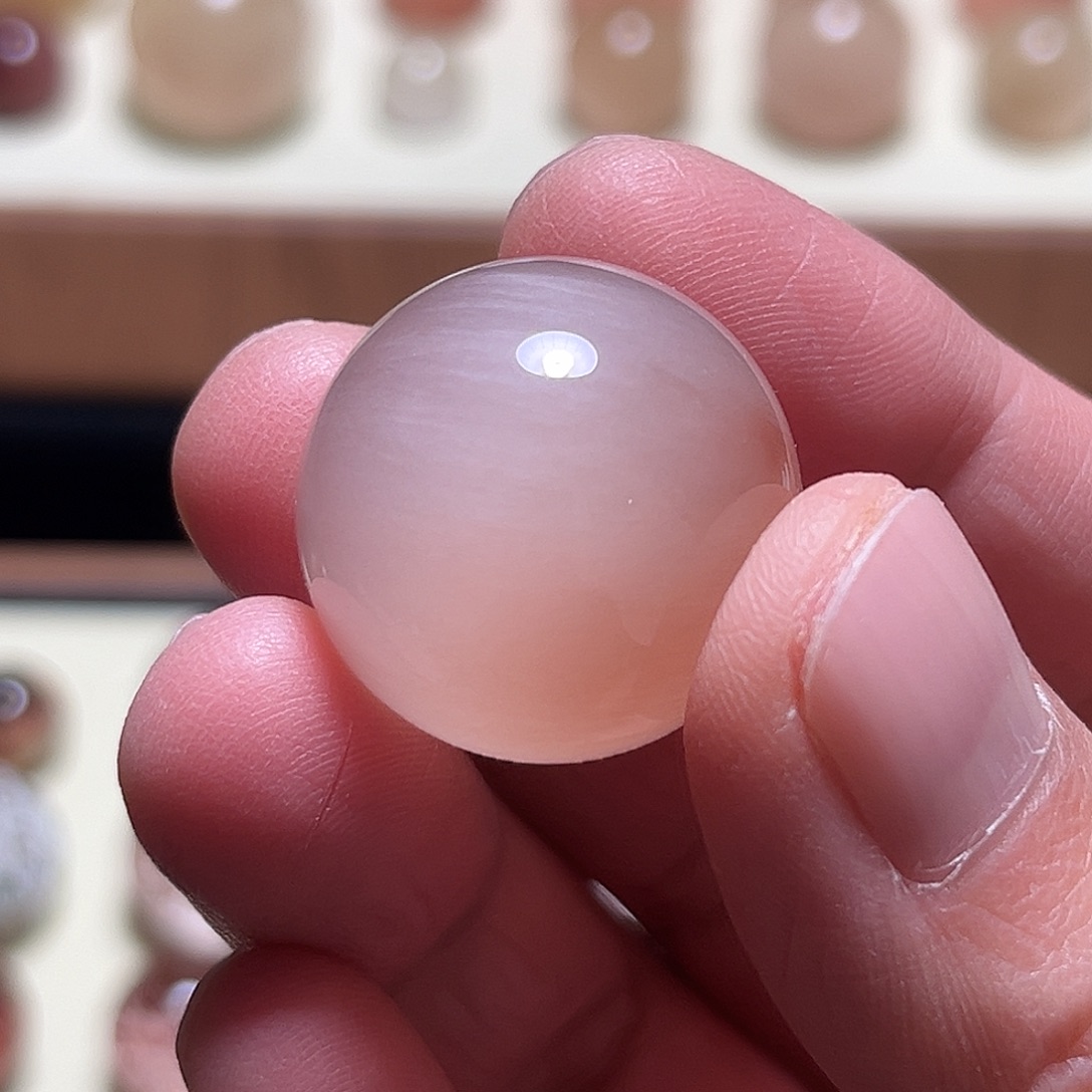 未镶嵌珠宝半成品水晶兔毛圆珠定制打孔不支持退换