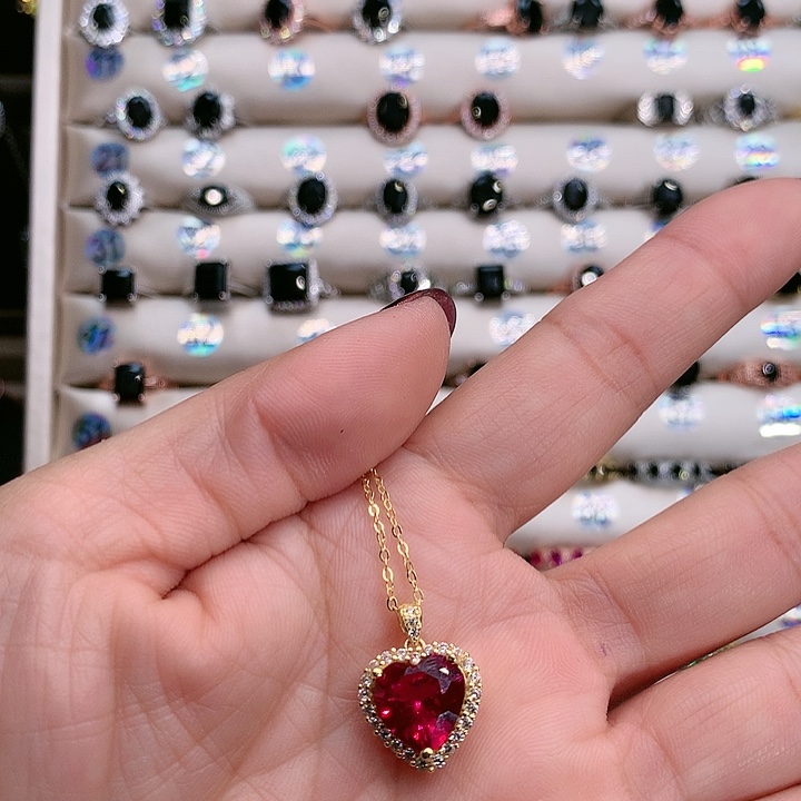 红宝石吊坠(赠链)银S925镶嵌10