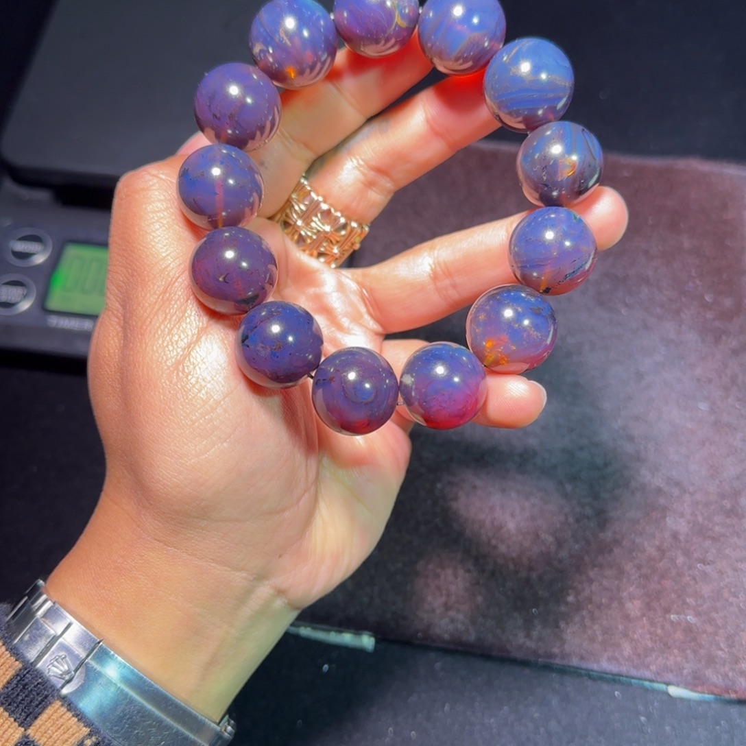 琥珀未镶嵌裸石琥珀