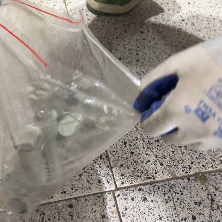 钓箱配件塑料随机发一套