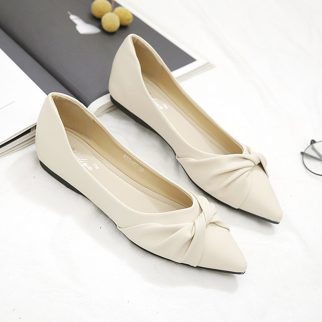 单鞋女平底鞋2025春秋新款百搭浅口豆豆鞋软底软皮时尚尖头女鞋子
